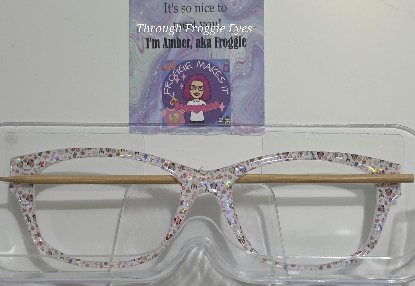 Opaque MM & friends patriotic party frame topper to fit Pair frames