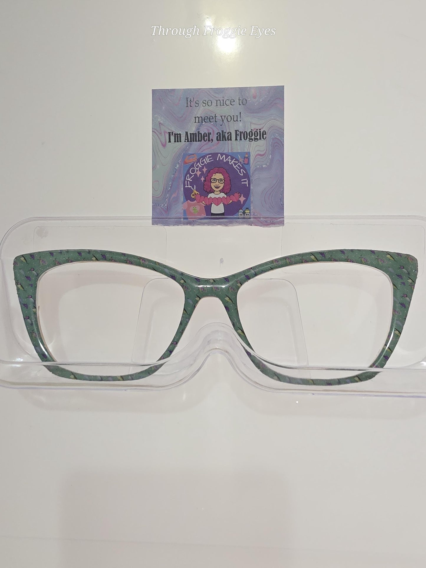 Lure Me In frame topper for Pair frames